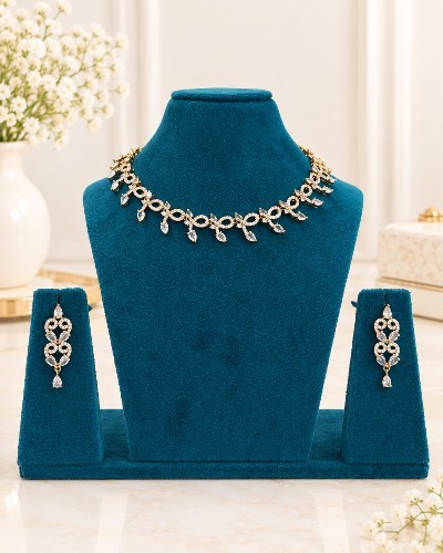 AD — Necklace, RW1600