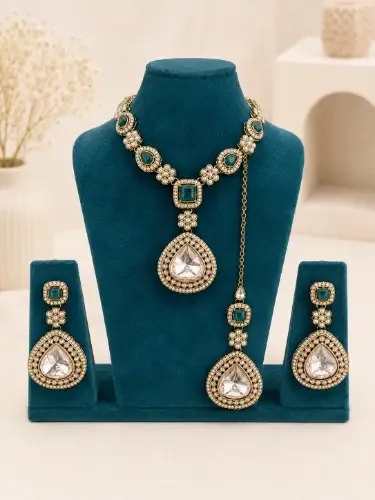 Kundan Necklace — Necklace, RW1798
