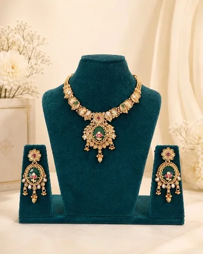 Heritage Necklace — Necklace, RW2057