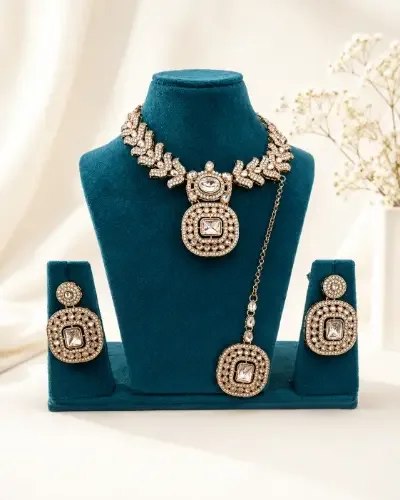 Kundan Necklace — Necklace, RW1797