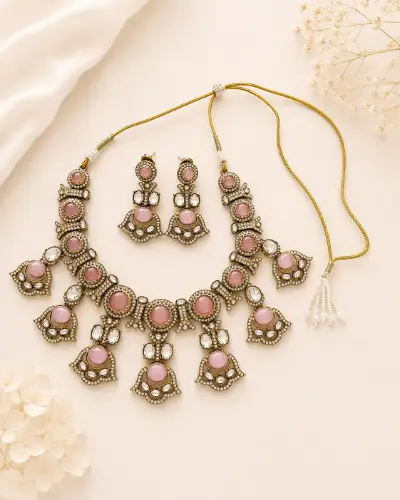 Kundan Necklace — Necklace, RW1687