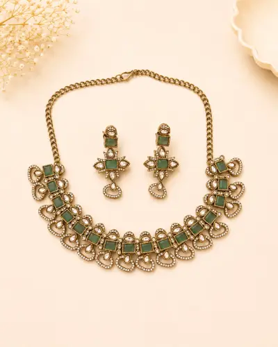Kundan Necklace — Necklace, RW1682